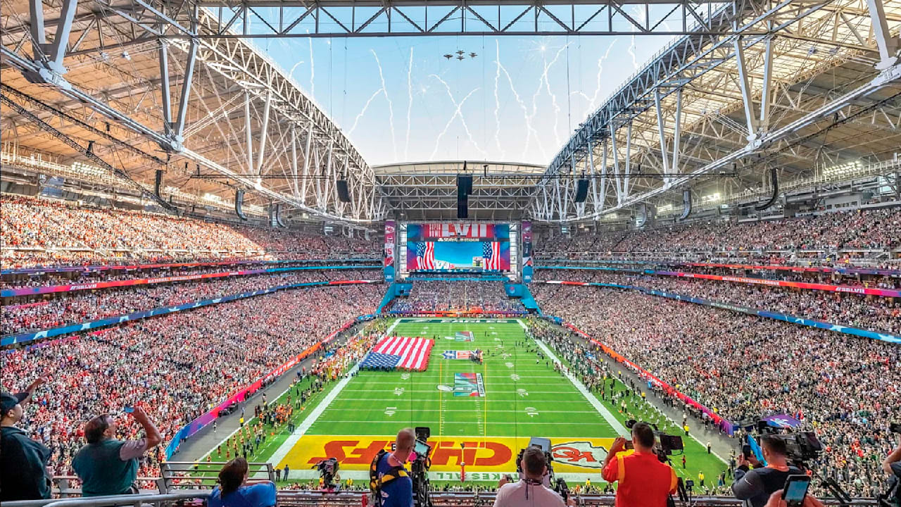 Abschied von Charlie Kirk im Riesen-Stadion von Glendale | News