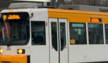 Mann mit Steakmesser in Mainzer Straßenbahn festgenommen