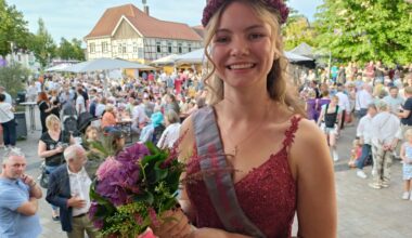 Steinhagen: Weinmarkt und Heidefest - Krönung der neuen Heidekönigin