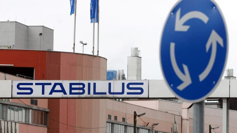 Das Firmengelände des Koblenzer Gasfedernherstellers Stabilus: 450 Arbeitsplätze will das Unternehmen abbauen. Das Firmengelände des Koblenzer Gasfedernherstellers Stabilus: 450 Arbeitsplätze will das Unternehmen abbauen.