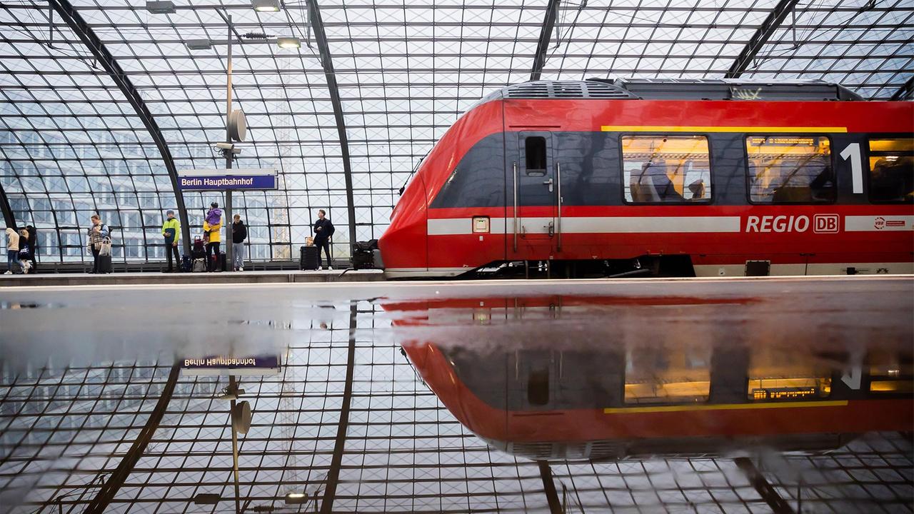 Länder beraten über höheren Preis für Deutschlandticket