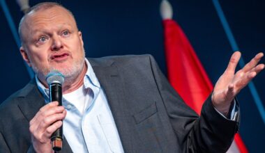 Stefan Raab überrascht mit gleich vier Shows pro Woche | Unterhaltung