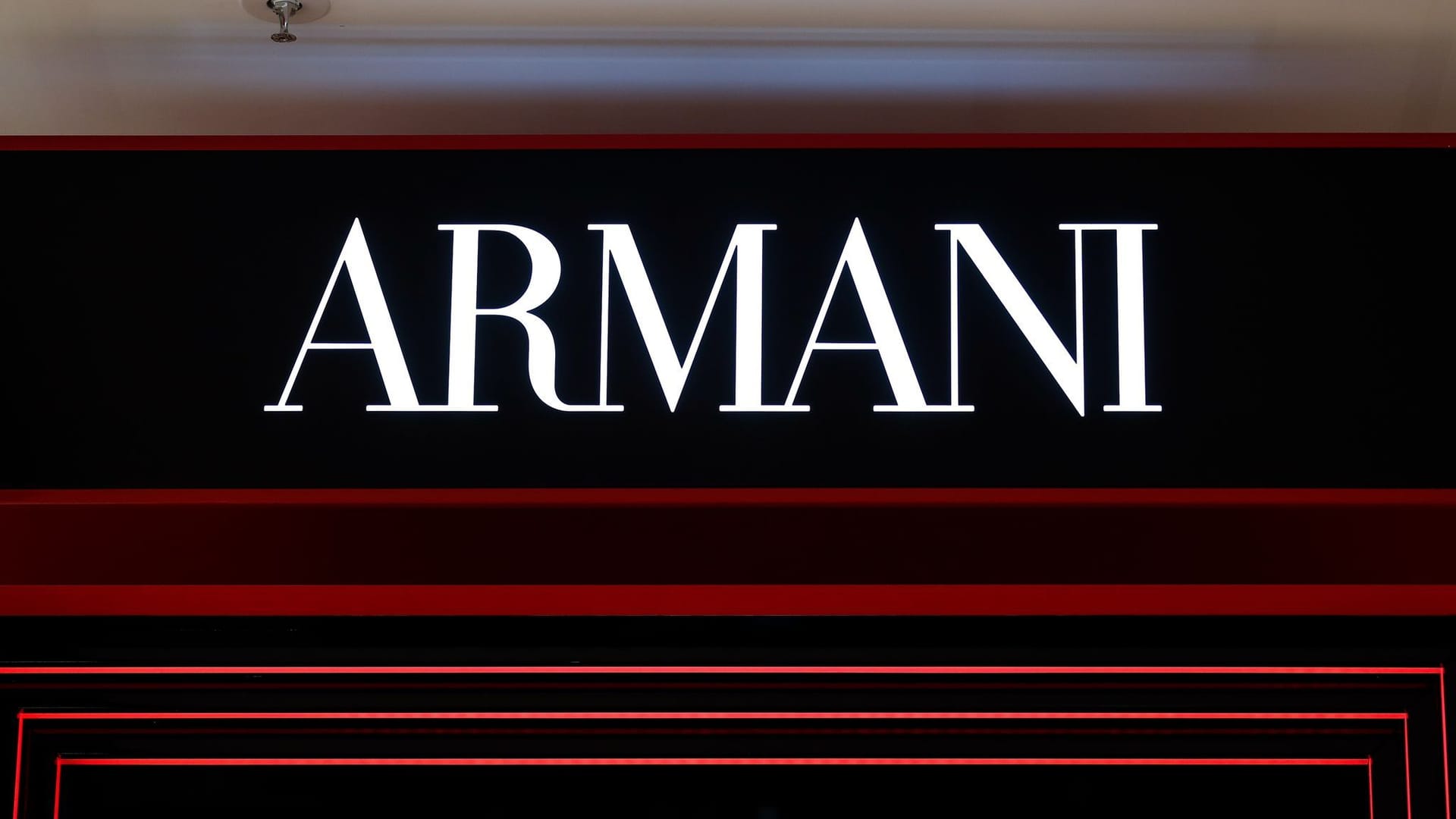 Armani Logo