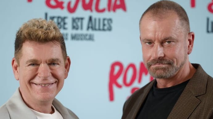 Die Musiker Ulf Leo Sommer (l.) und Peter Plate: Das Musical "Romeo & Julia – Liebe ist alles" geht bald auf Tournee