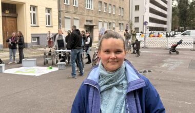 Anwohner in Berlin-Friedrichshain diskutieren über Schulzonen und Parkplätze