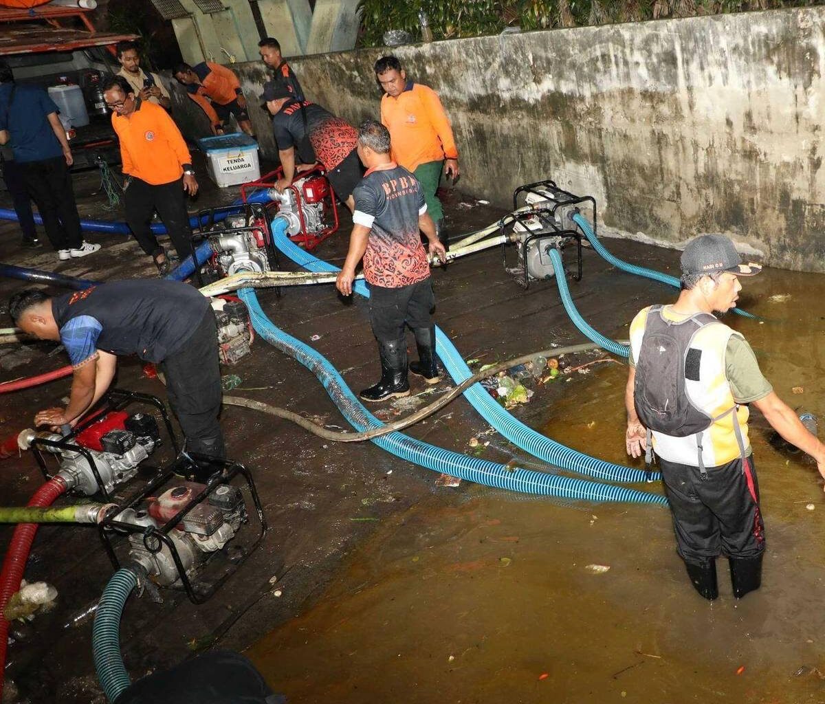 13 Tote bei schweren Überschwemmungen auf Bali und Flores