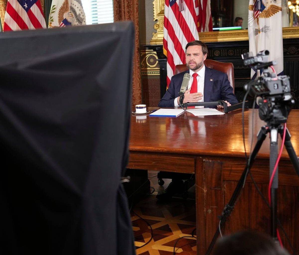 Vance moderiert «Charlie Kirk Show» aus dem Weißen Haus