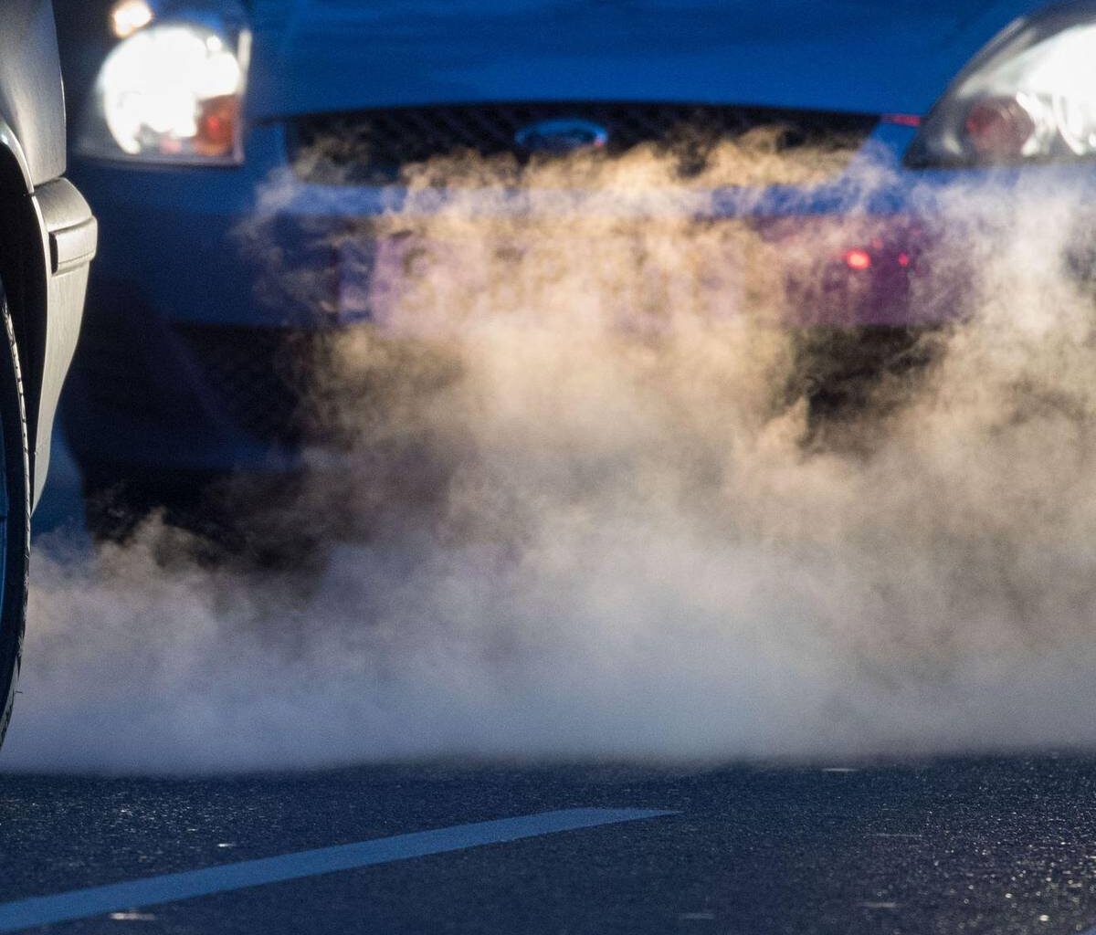 Umfrage: Mehrheit gegen Verbrenner-Aus 2035