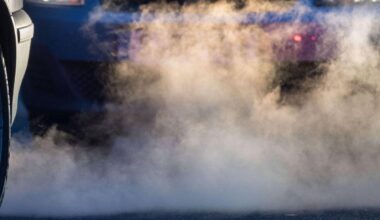 Umfrage: Mehrheit gegen Verbrenner-Aus 2035