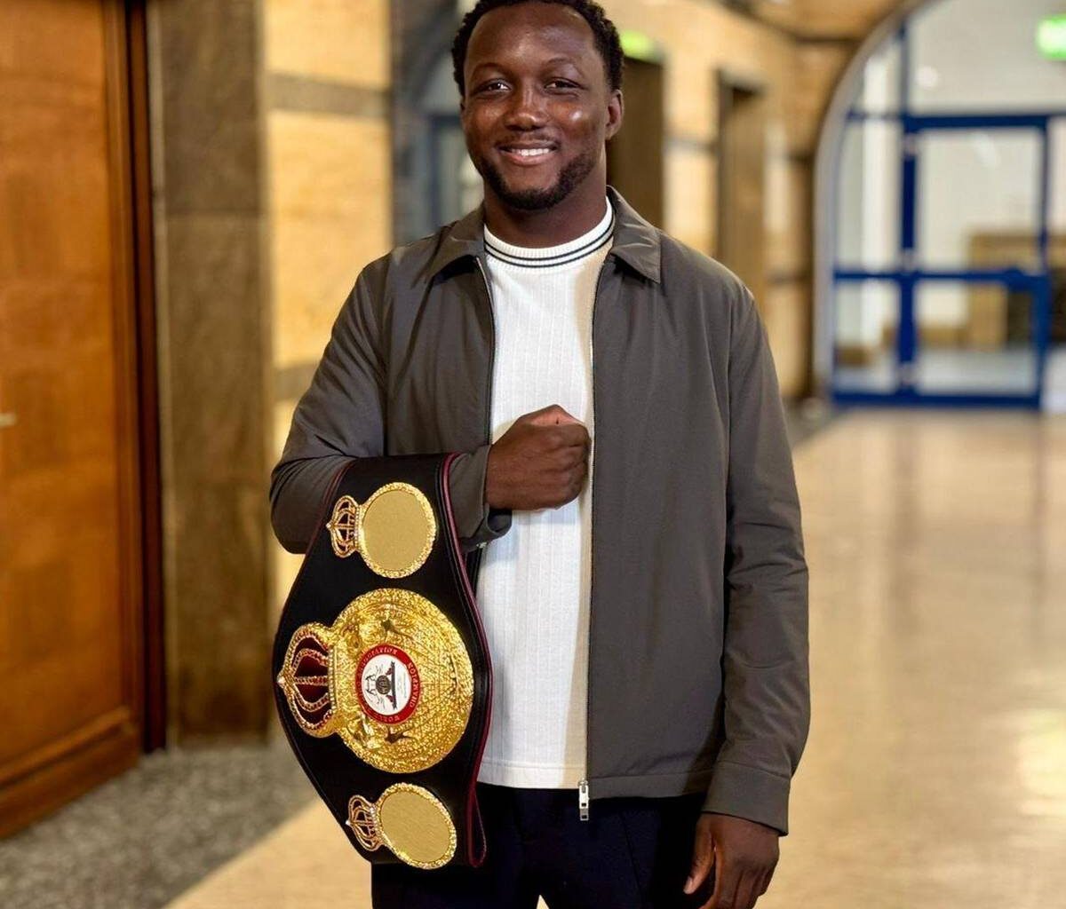 Boxprofi Baraou steigt zum Weltmeister auf