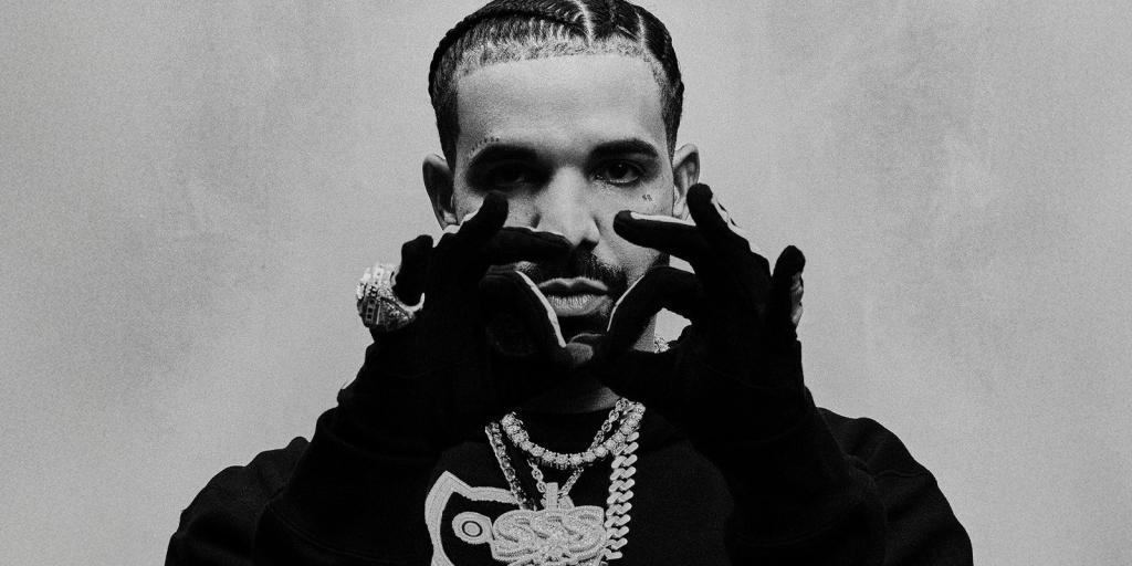 Ohne Security & "nur" 3 Stunden? Drakes Berghain-Besuch amüsiert das Internet