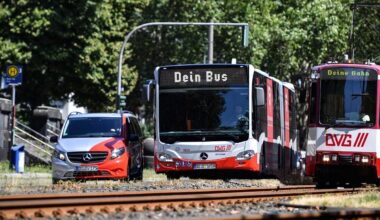 Kinder übernehmen das Mikro bei der DVG