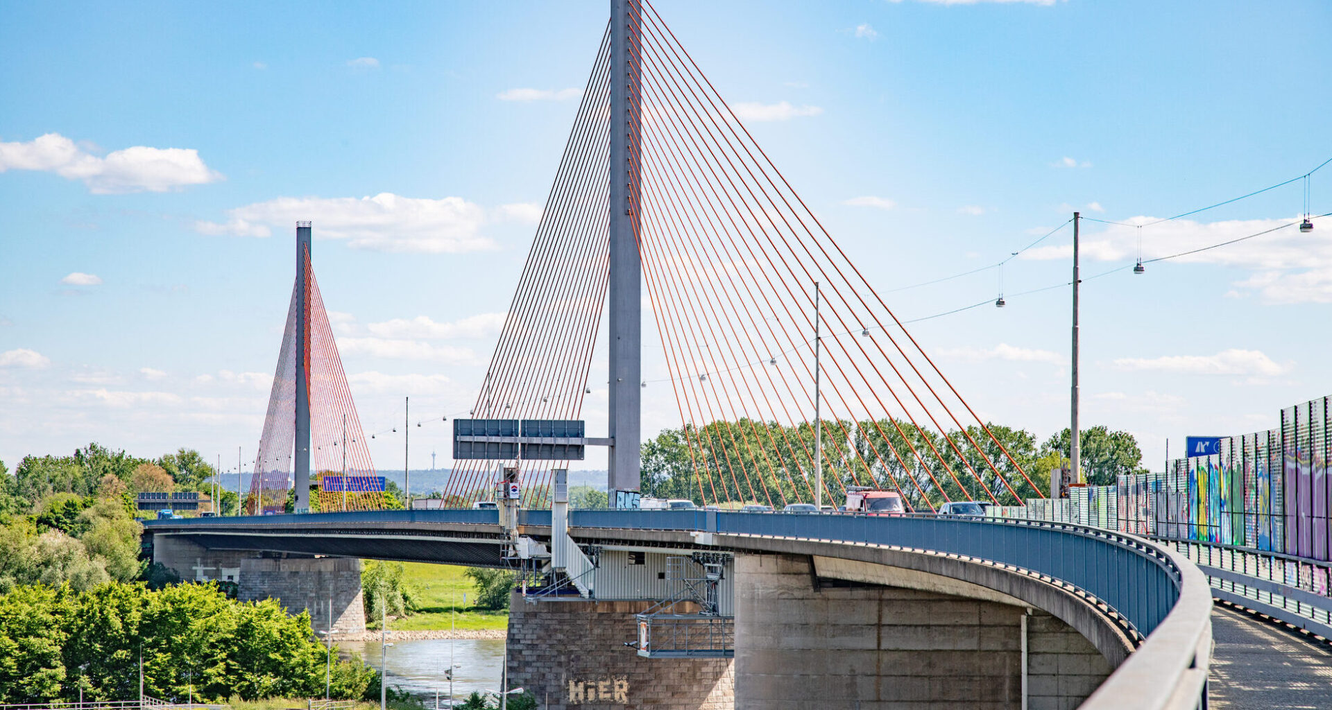 Stadt Bonn für flächenschonenden Neubau der Nordbrücke