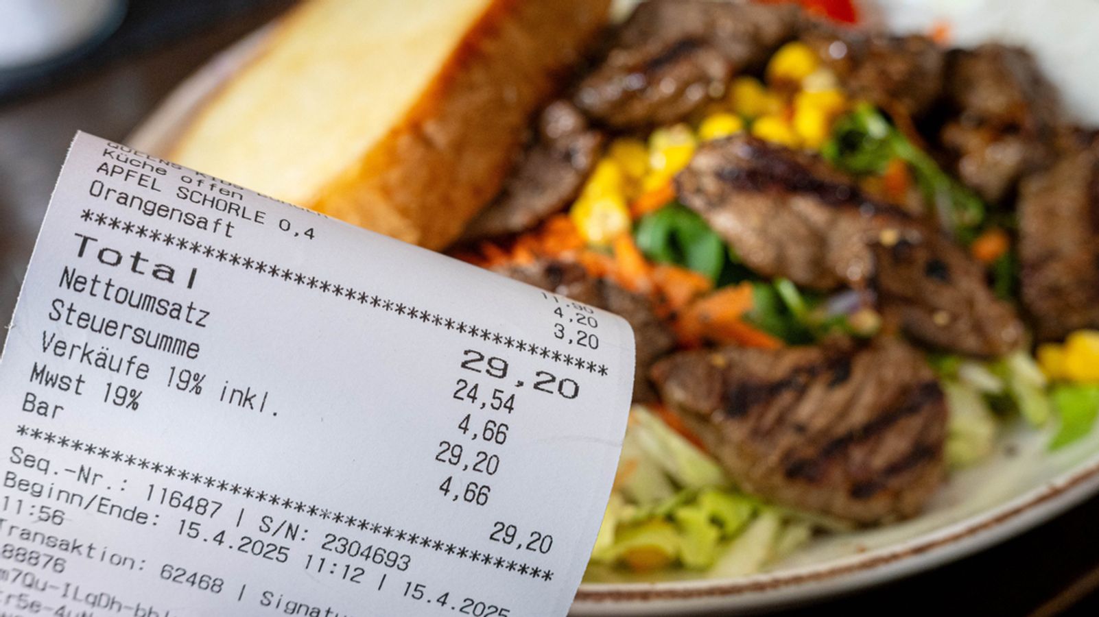 Mehrwertsteuer in der Gastro sinkt: Wie die Wirte damit umgehen