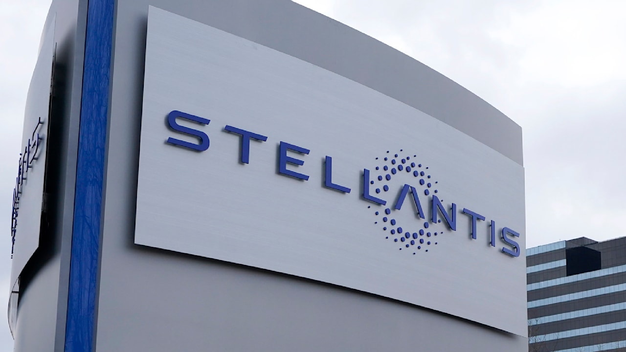 Peugeot, Opel, Fiat, Citroën: Stellantis startet Rückruf wegen Brandgefahr | Leben & Wissen
