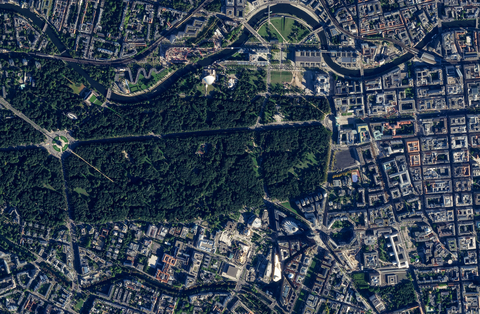 Planet eröffnet neue Produktionsstätte für Satelliten in Berlin