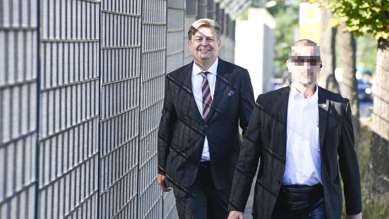 Prozess in Dresden: Gelangte China-Spion an Passwort von AfD-Krah? | Regional