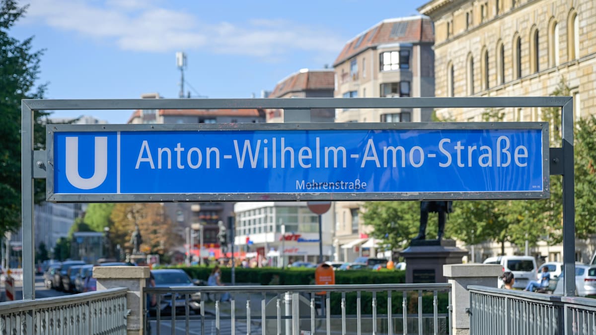 Mohrenstraße in Berlin: „Opfer und Sklave ist falsch“ – Historiker meldet Fund zur Biografie Anton Wilhelm Amos