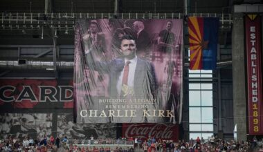 Verklärung nach Attentat: Großer Andrang bei Charlie-Kirk-Gedenkfeier