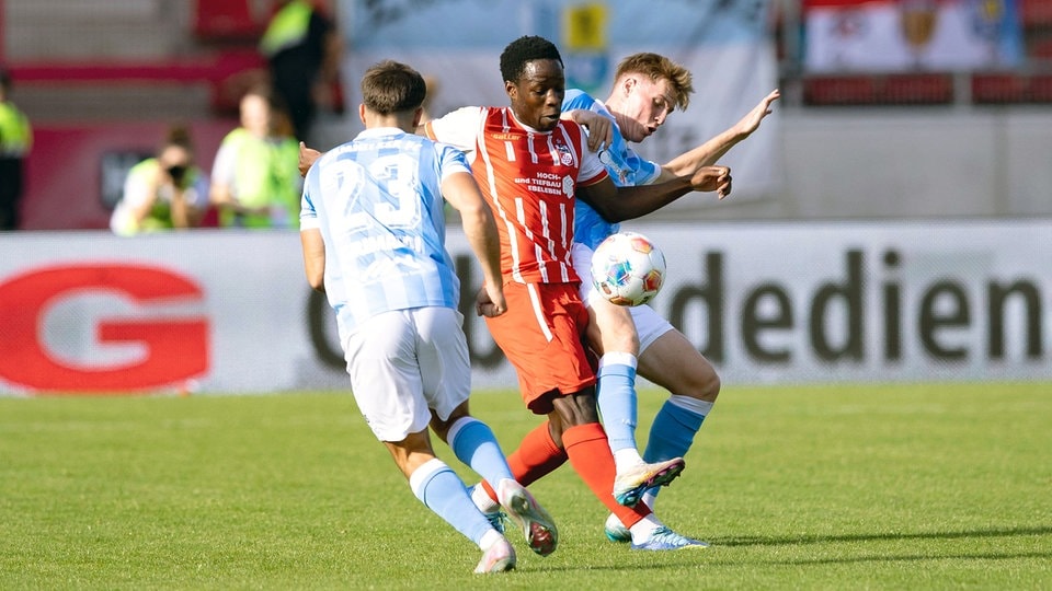 Regionalliga: Chemnitzer FC schockt Rot-Weiß Erfurt spät