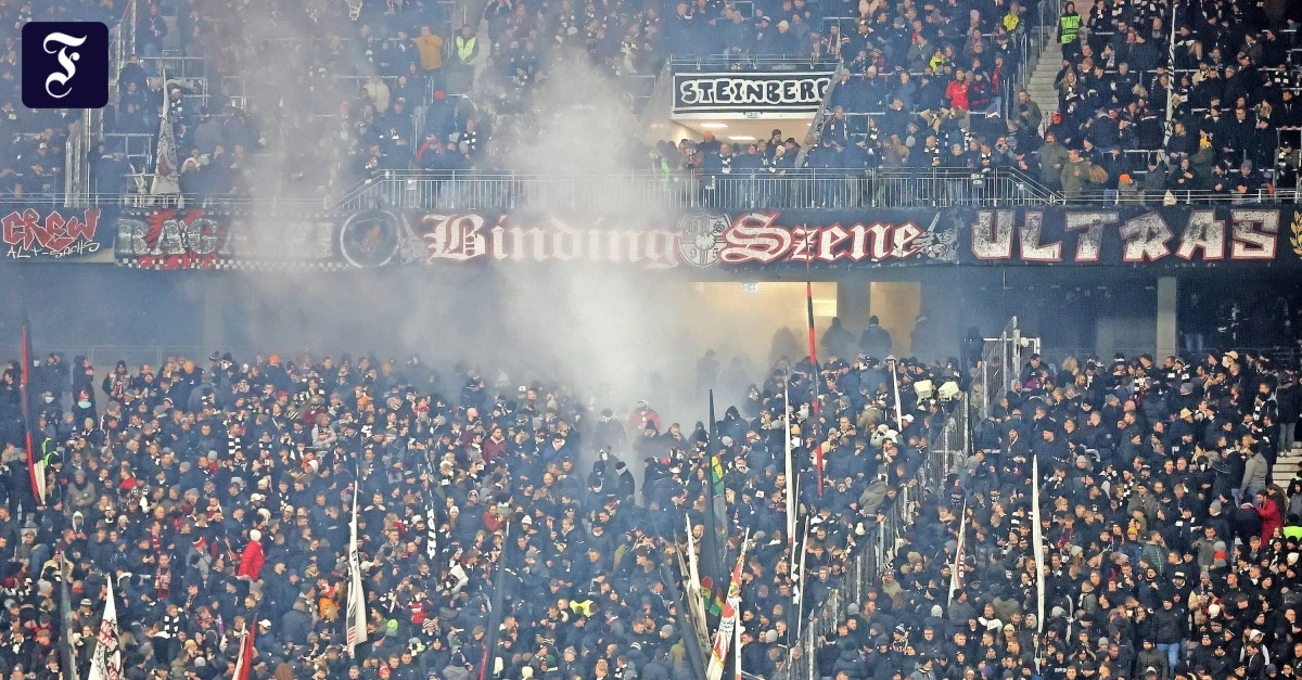 Ausschreitungen bei Eintracht-Spiel: Gewalttätige Fans bringen Richter zum Staunen