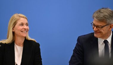 Verkehrsminister Schnieder senkt Pünktlichkeitsziele der Bahn – und verkleinert Vorstand