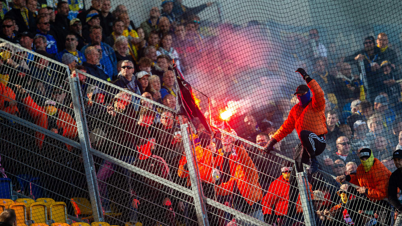 Vor Hochsicherheits-Spiel: Jena-Ultras kaufen Tickets für Leipzig-Fans | Sport