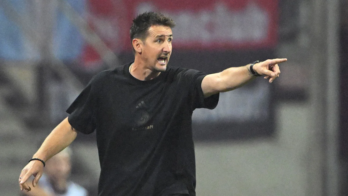 1. FC Nürnberg: Klose macht beim Sieg des Clubs gegen Bochum alles richtig - Sport