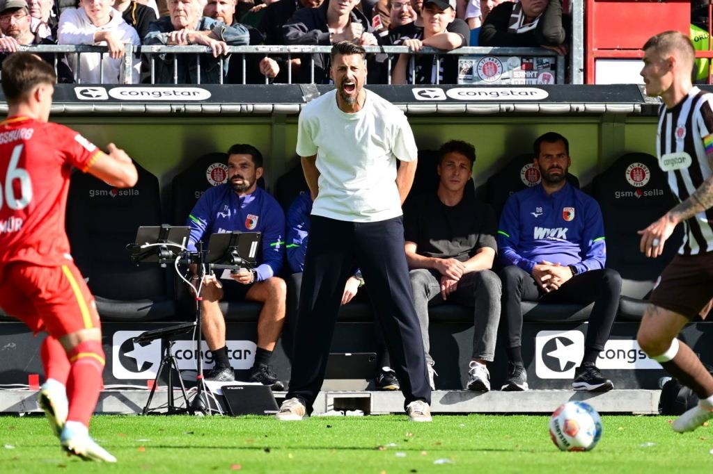 Augsburg und Trainer Sandro Wagner – die Lehren aus der Pauli-Pleite