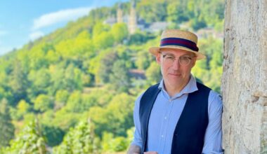 Warum spielt sein neues Buch in Würzburg?