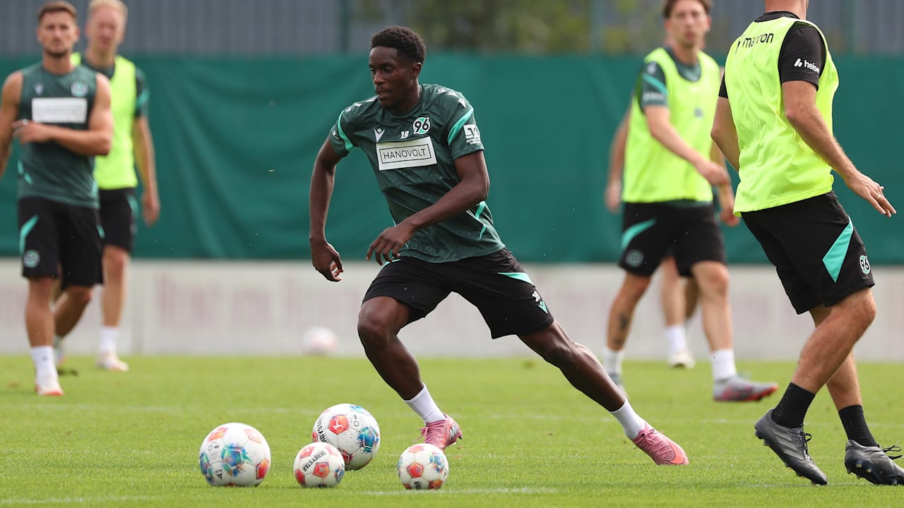 Hannover 96: Titz kündigt gegen Dresden Kokolo-Rakete an | Sport