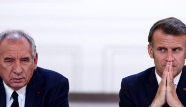 Frankreich: Premierminister verliert Vertrauensabstimmung – Regierung muss zurücktreten