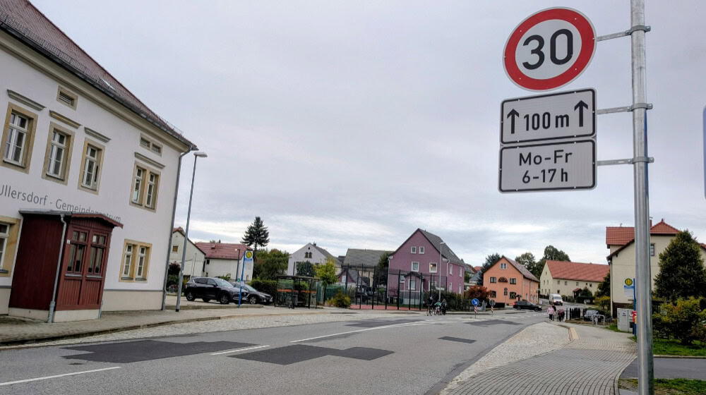 Tempolimit, Radeberg, Ullersdorf