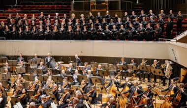 Dvořáks Kantate "Die Geisterbraut" mit den MDR-Ensembles