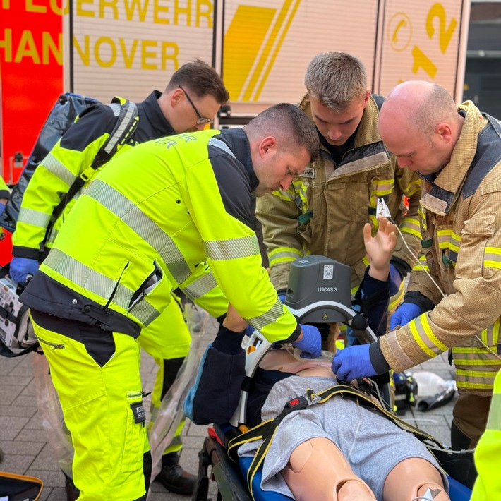 FW Hannover: Pilotprojekt zur Effizienzsteigerung bei Wiederbelebungen
