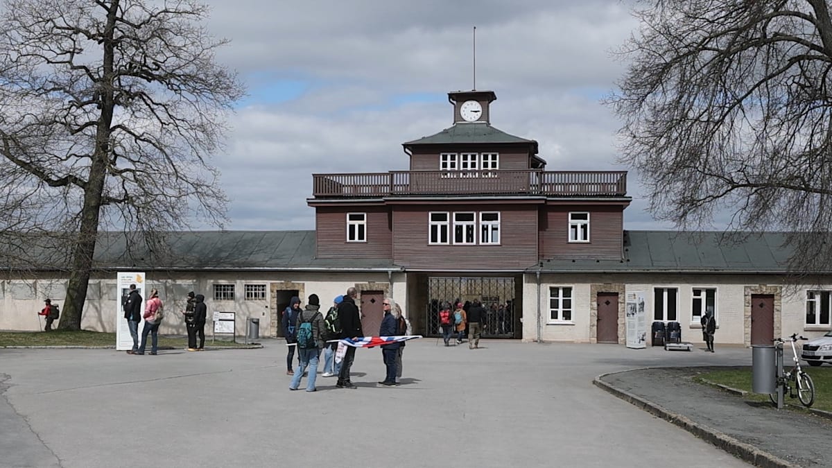Holocaust-Aufklärung: „Zu spät und zu kurz“ – Bündnis fordert Kurswechsel im Geschichtsunterricht