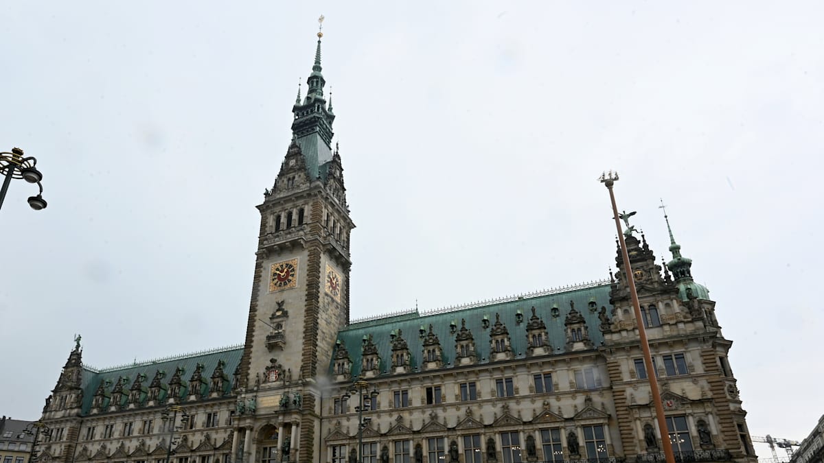 Geschäftsbericht: Hamburgs Senat sieht sich auf gutem Finanz-Kurs