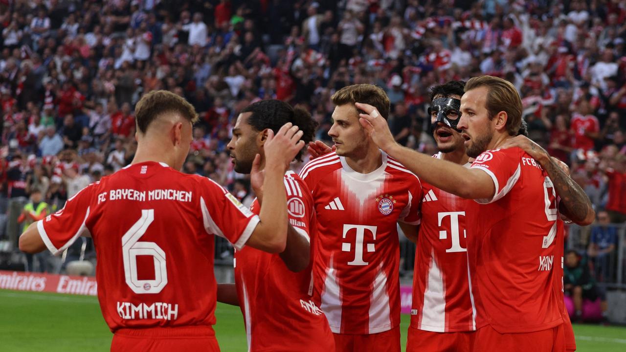 Fußball, Bundesliga: Bayern München mit hohem Sieg gegen den Hamburger SV