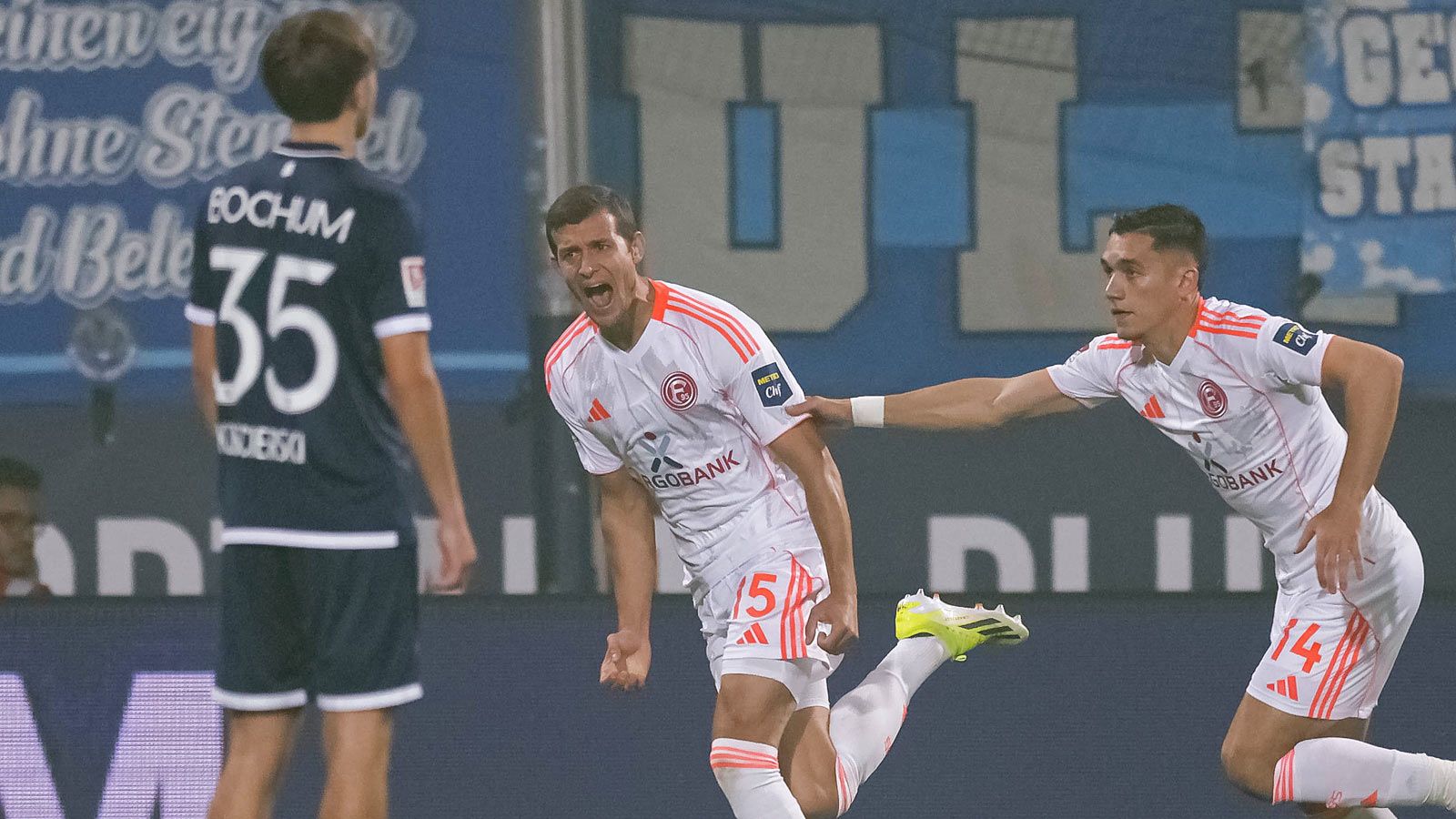 Heimpleite gegen Fortuna Düsseldorf! VfL Bochum verliert auch den nächsten Krisengipfel - KSC, Elversberg und Paderborn klopfen oben an