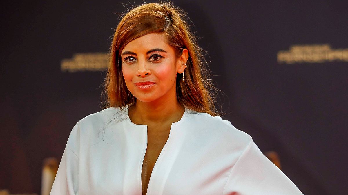 Mit neuem Look nach Ehe-Aus: Collien Fernandes erscheint solo beim Fernsehpreis