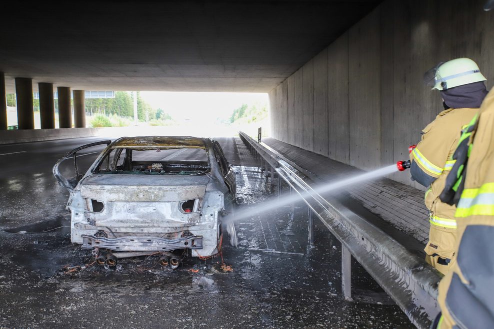 A7 im Kreis Segeberg nach Autobrand gesperrt