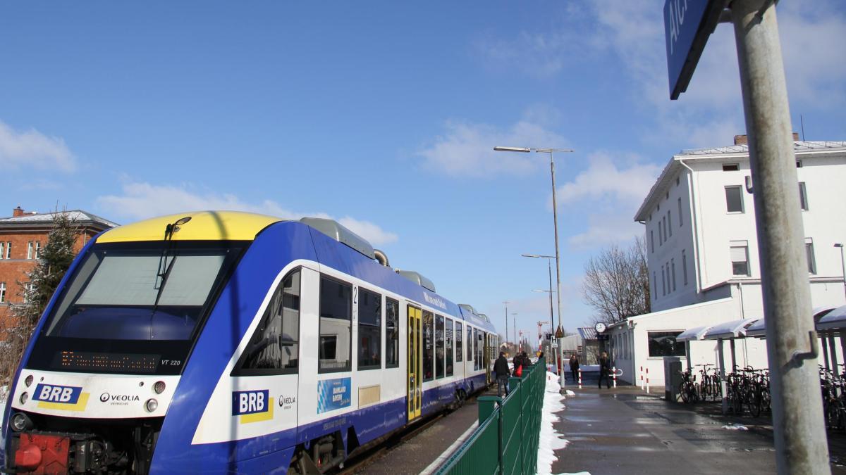 Bauarbeiten zwischen Augsburg und Aichach: Schienenersatzverkehr angekündigt