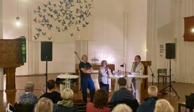 „Literatur unter Bäumen“ muss in die Kirche ausweichen