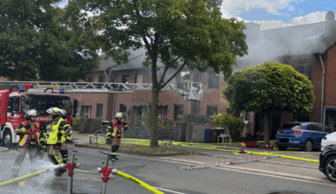 Feuerwehr-Einsatz in Essen: Kita-Kinder können nicht abgeholt werden