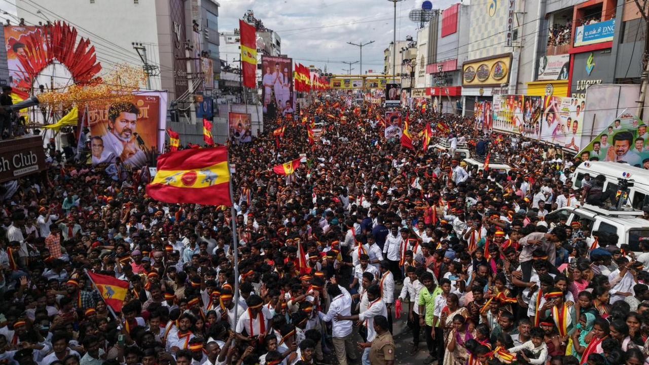 Dutzende Tote bei Panik auf Wahlkampfkundgebung in Indien