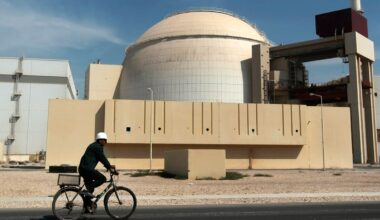 Iran und Russland unterzeichnen Abkommen zum Bau neuer Atomkraftwerke