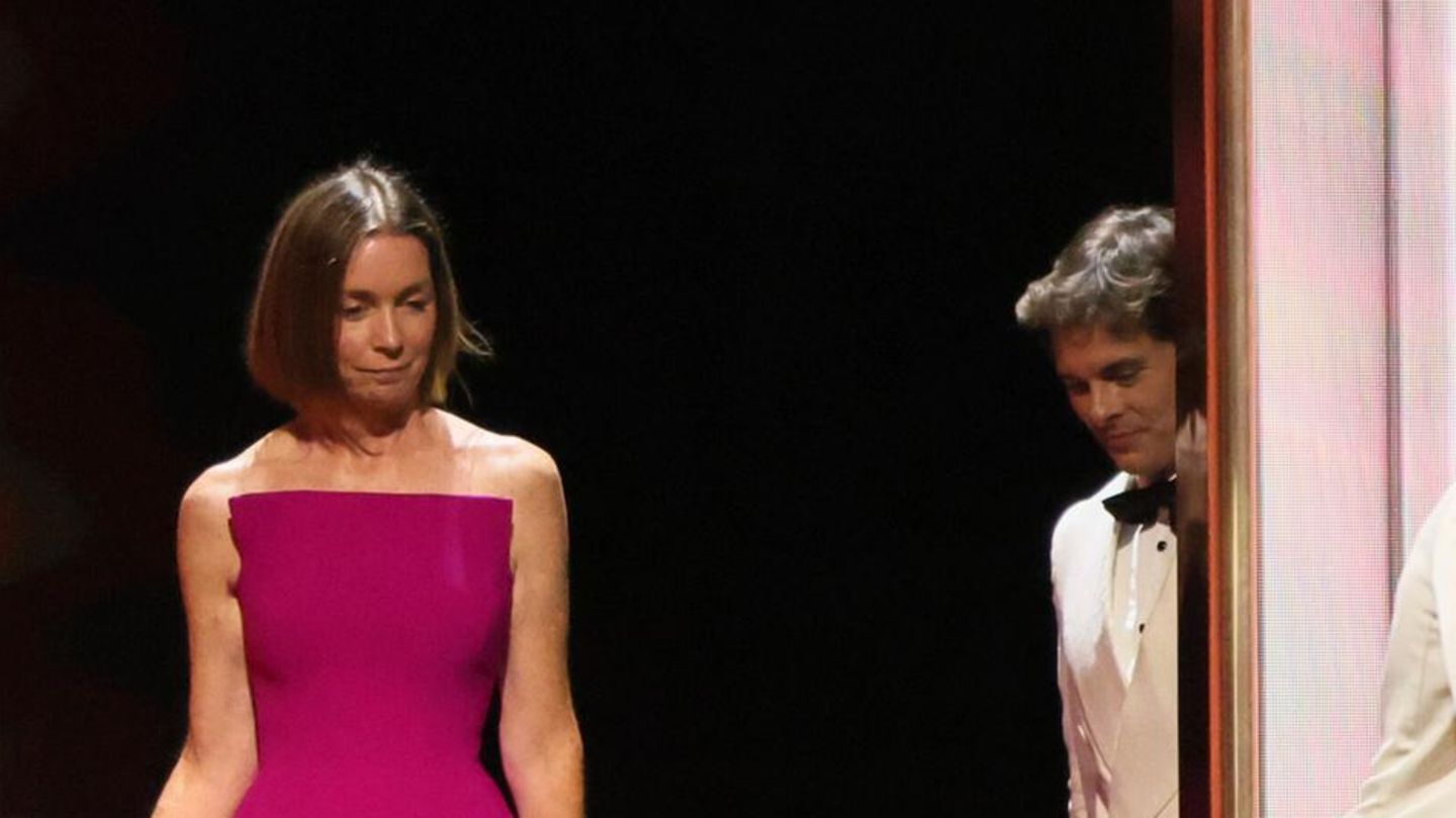 Emmys 2025: Hollywoodstar feiert Liebesüberraschung auf dem Red Carpet