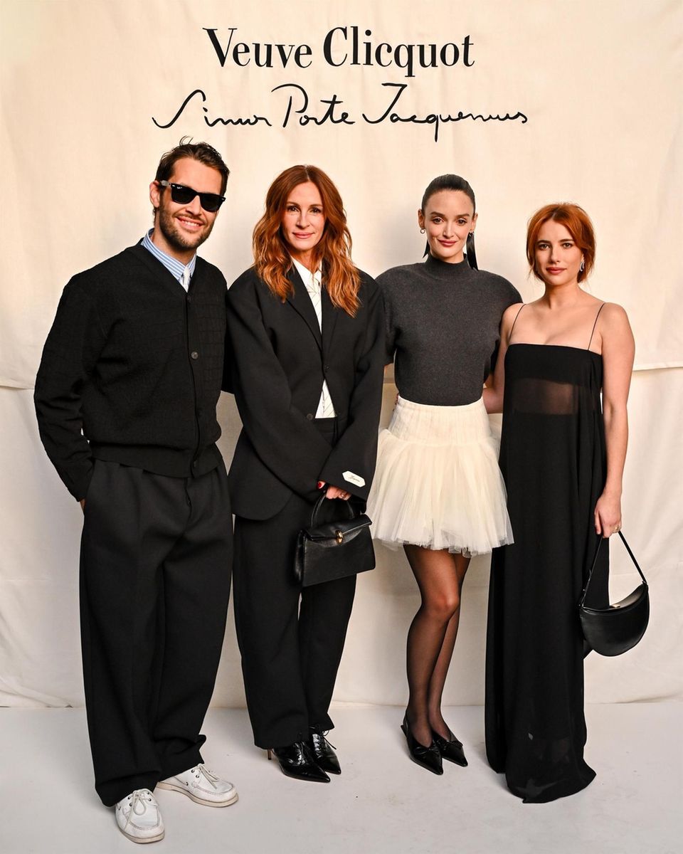 Simon Porte Jacquemus, Julia Roberts, Charlotte Le Bon, Emma Roberts