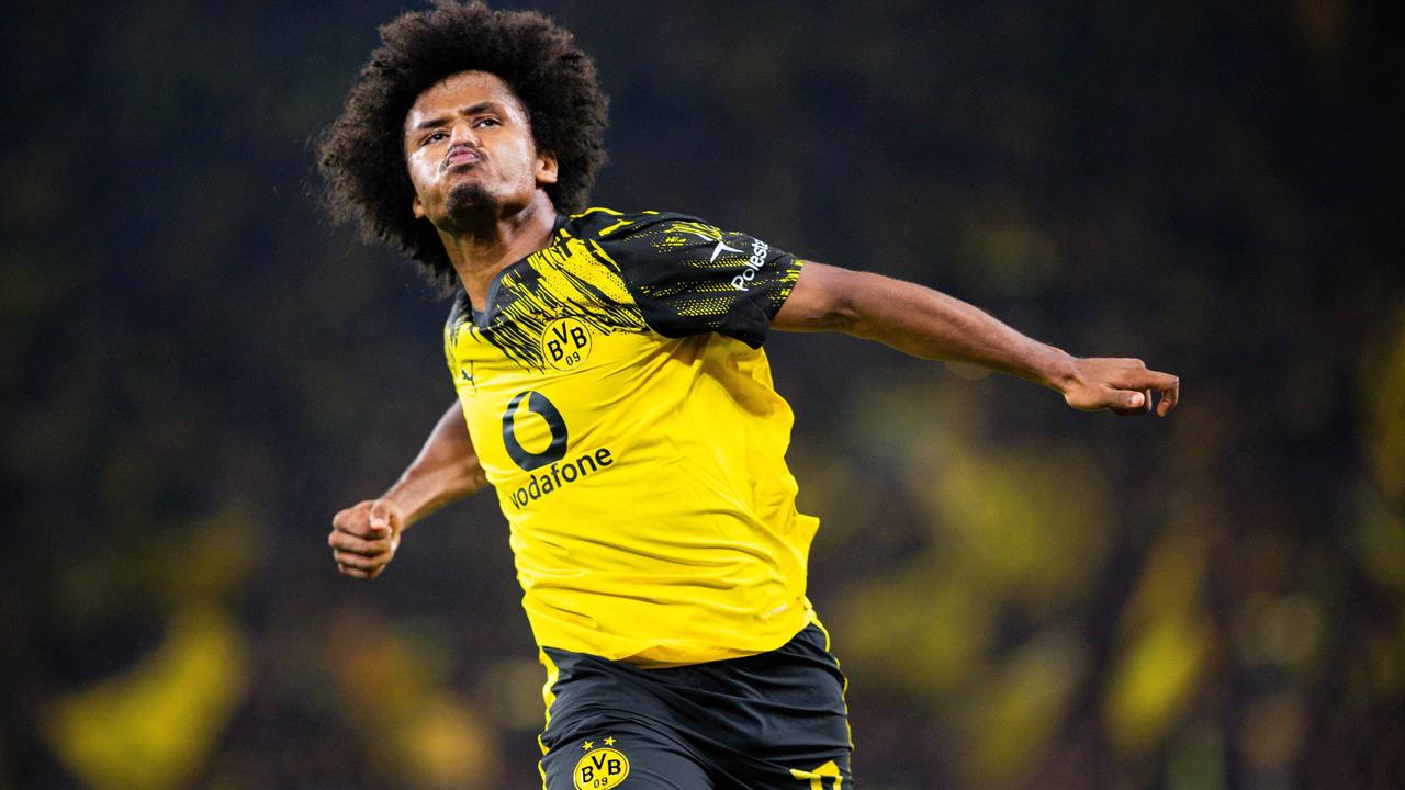 Borussia Dortmund bleibt ungeschlagen den Bayern auf den Fersen