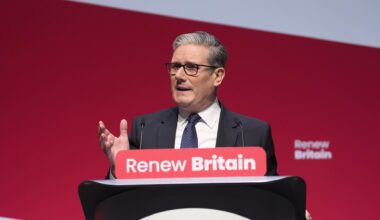 Der britische Premierminister Keir Starmer spricht auf dem Labour-Parteitag in Liverpool
